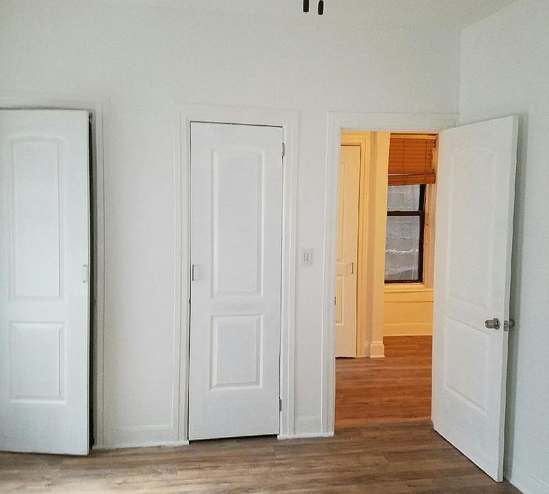1st image of 318 W 36th St APT 4C