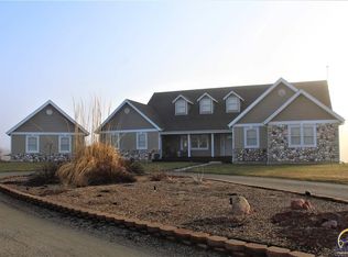 23270 N Rd, Holton, KS 66436