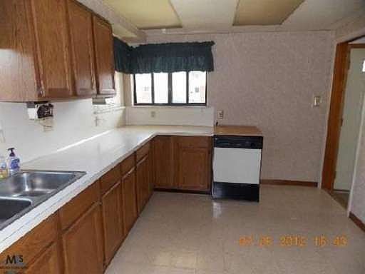 3rd image of 22537 Millenbach St