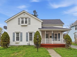 23 Lombardy St, Lancaster, NY 14086