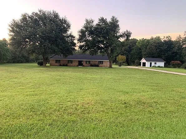 5150 Dogwood Trl, Eight Mile, AL 36613