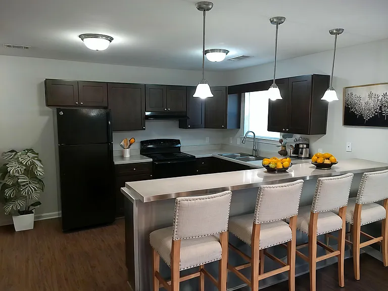 Oak Manor Villas — Photo 16