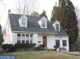 6 Cameron Rd, Willow Grove, PA 19090