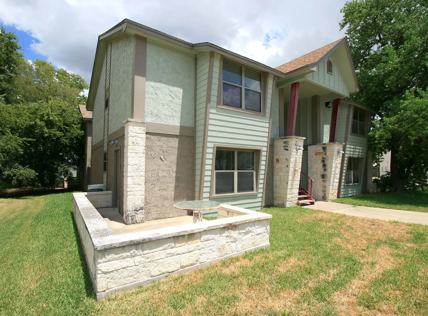 704 Gaytha — Photo 1