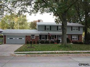 5026 S 81st St, Ralston, NE 68127