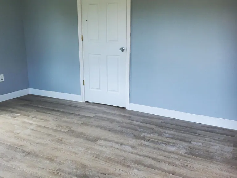 Front Living/Room