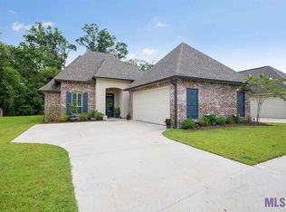 8069 Valencia Ct, Baton Rouge, LA 70810