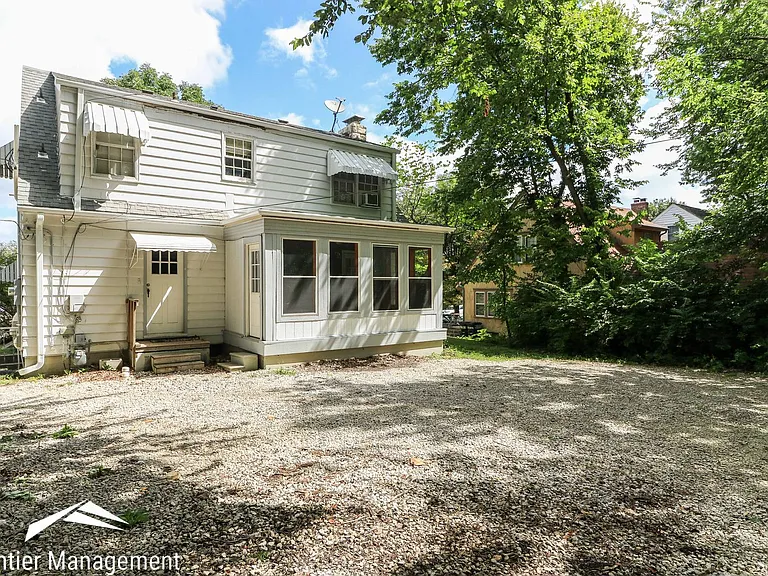 1849 Anderson Ave — Photo 29