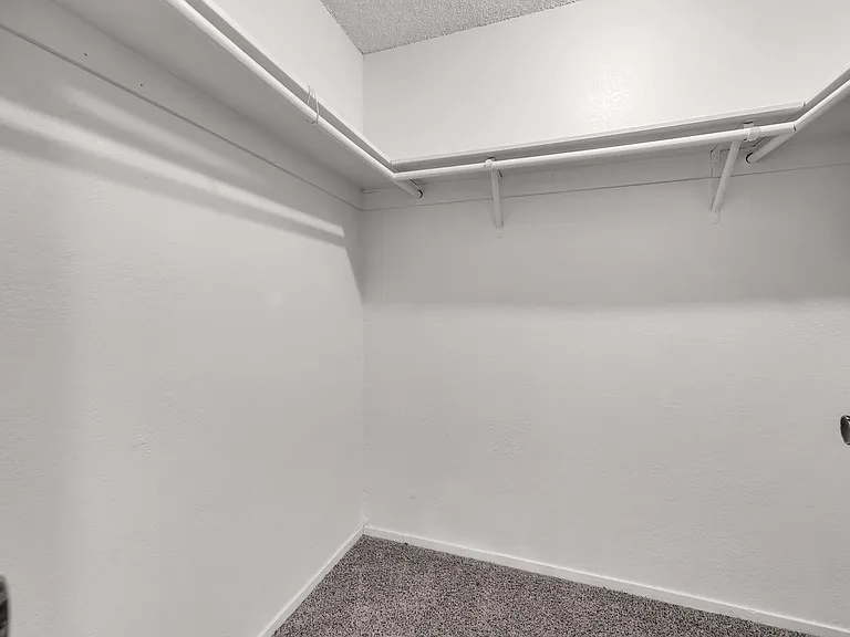 2300 Dickerson Rd #42 — Photo 22