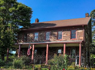 3059 Peters Mountain Rd, Halifax, PA 17032