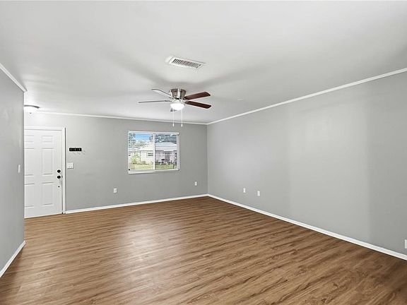 4th image of 4057 VANA DRIVE