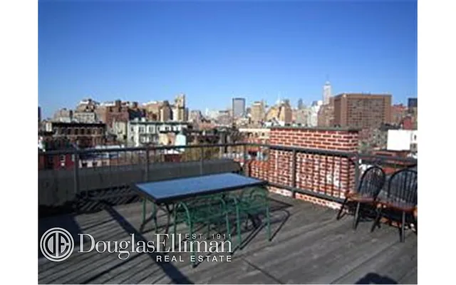 Sold by Douglas Elliman | media 27