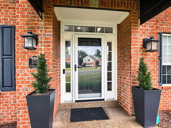5th image of 200 Harris Ct
