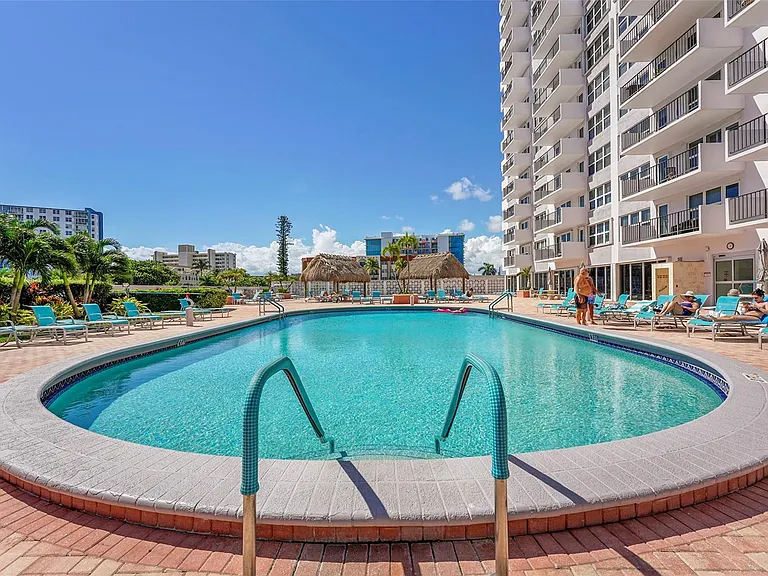 405 N Ocean Blvd #306 — Photo 43