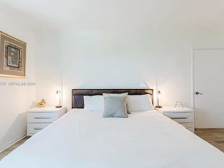 2301 Collins Ave #804 — Photo 12