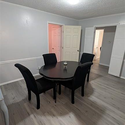 5th image of 10429 Ewell Dr