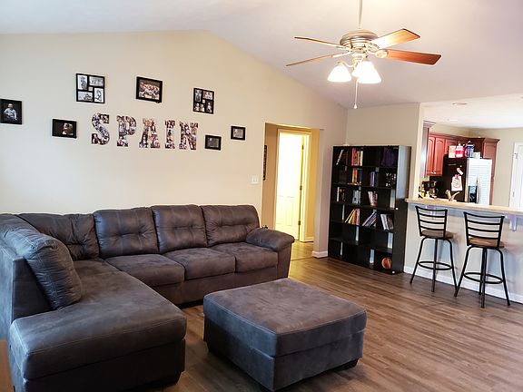 4th image of 3530 Crater Dr