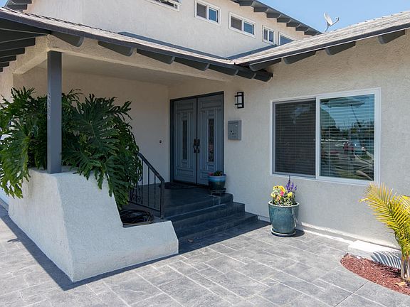 2nd image of 336 San Diego Ave