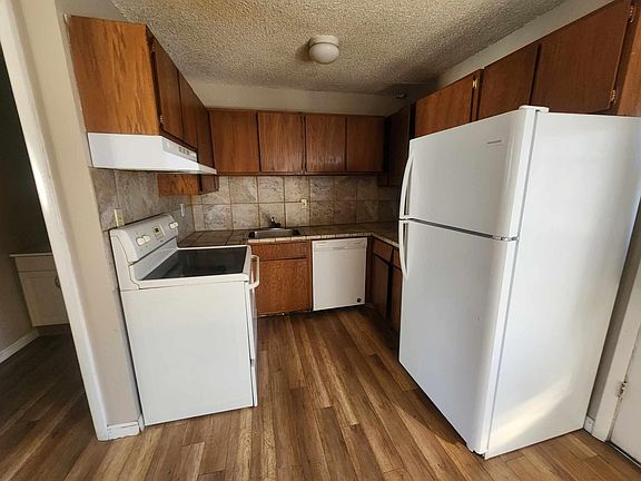 5th image of 739 37th Ave #4