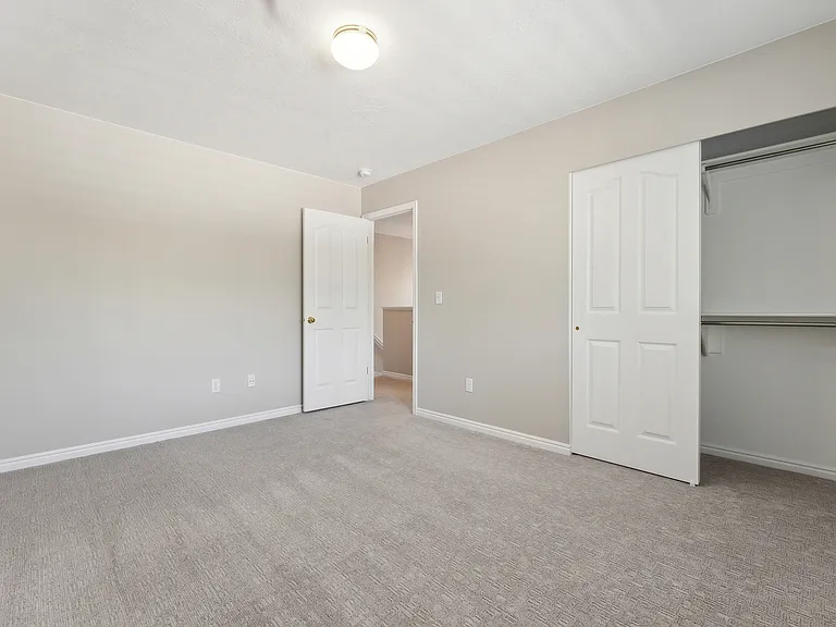 7168 S Kristilyn Ln — Photo 19