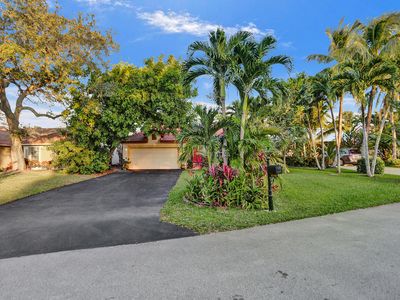 1110 New Parkview Place, Haverhill, FL, 33417