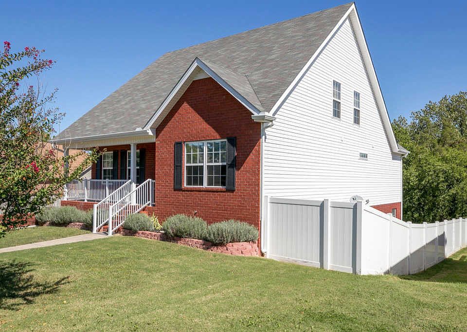 1st image of 3438 Westbrook Dr