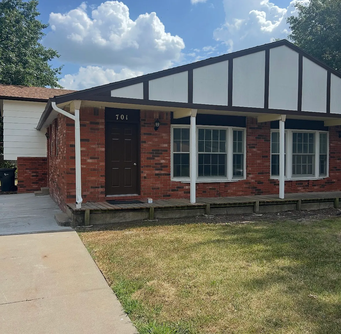 3 bed, $1,050 — Photo 2