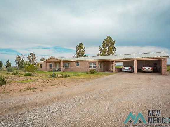 2nd image of 61 Rock Daisy Rd