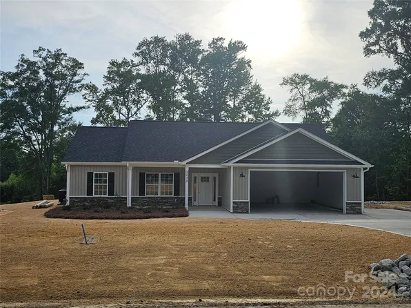 2072 Cane Mill Rd, Lancaster, SC 29720