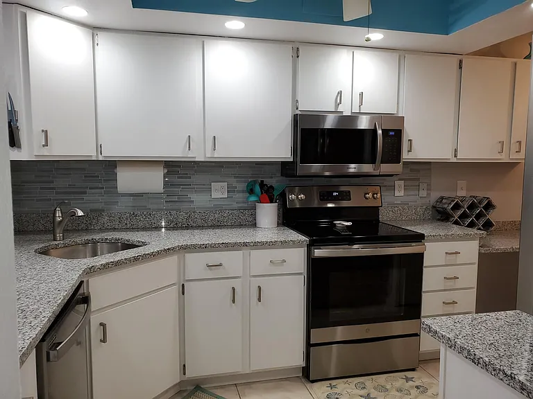 3705 E Bay Dr #116 — Photo 4