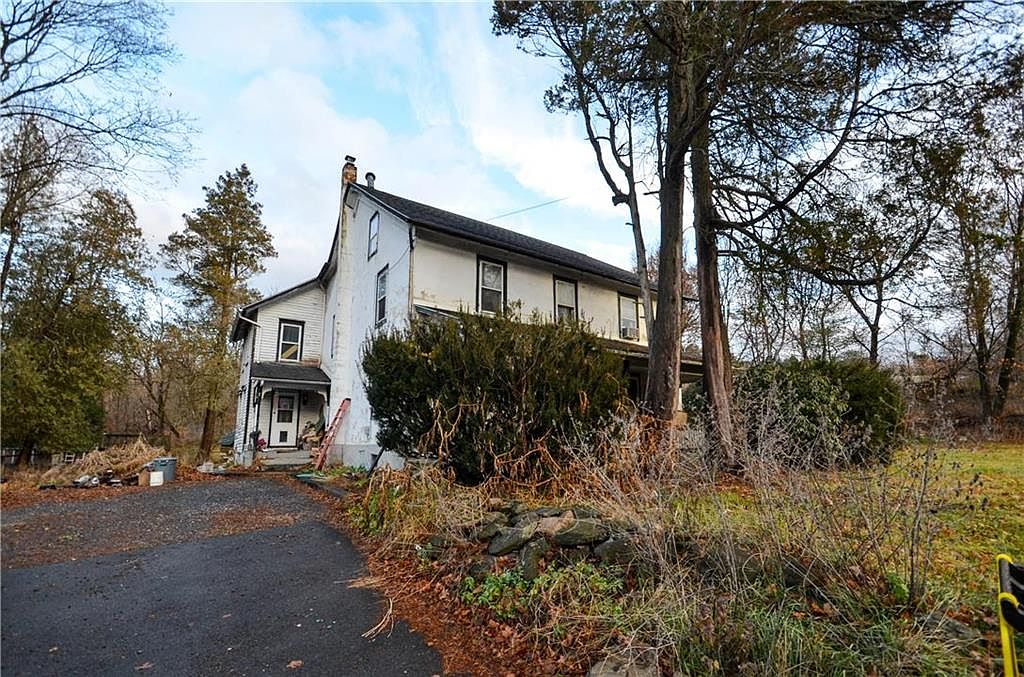 529 Blue Mountain Dr, Walnutport, PA 18088 Zillow