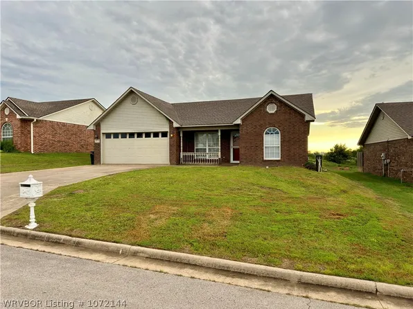 608 S 37th St #Townhouse, Van Buren, AR 72956