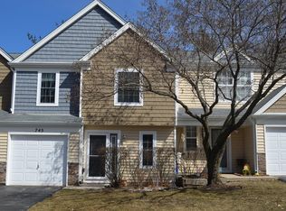 745 Spyglass Hill Ct, Elgin, IL 60123