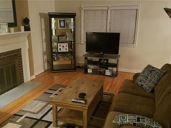 5th image of 3053 Madison Ave