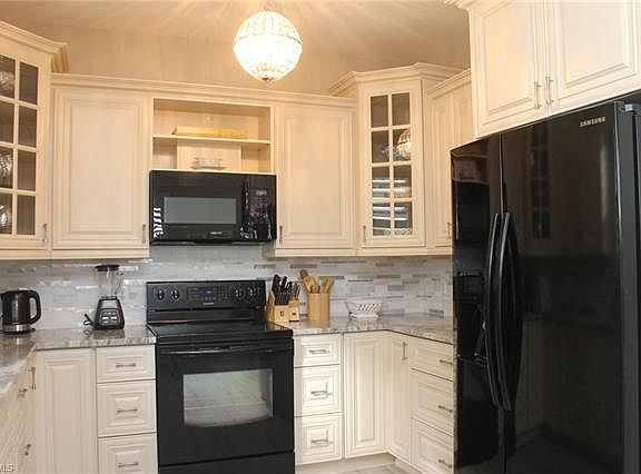2nd image of 12096 Via Siena Ct APT 103