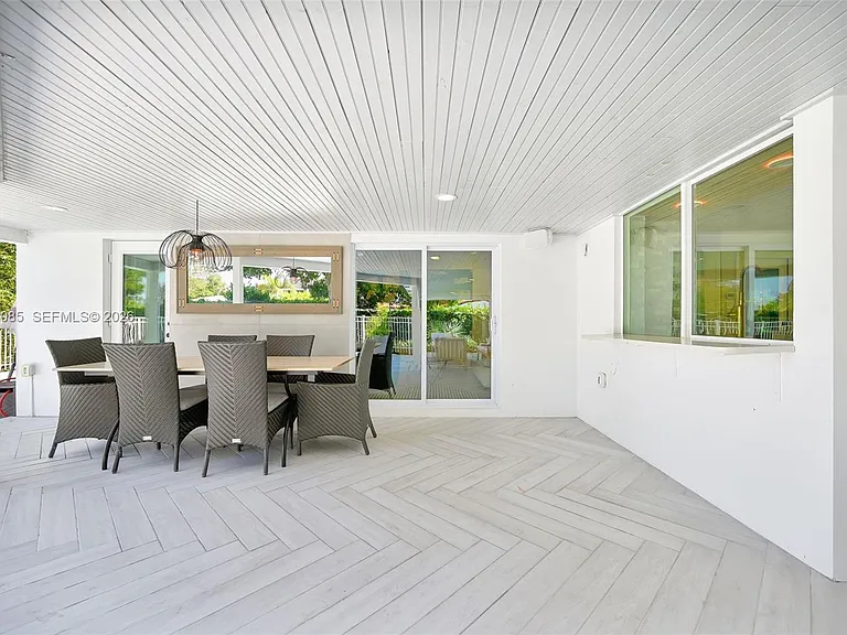 1001 NW 4th Ct — Photo 52