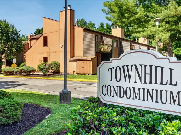 101 Town Hill Rd, Nanuet, NY 10954