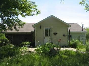 2nd image of 3191 Marsh Rd