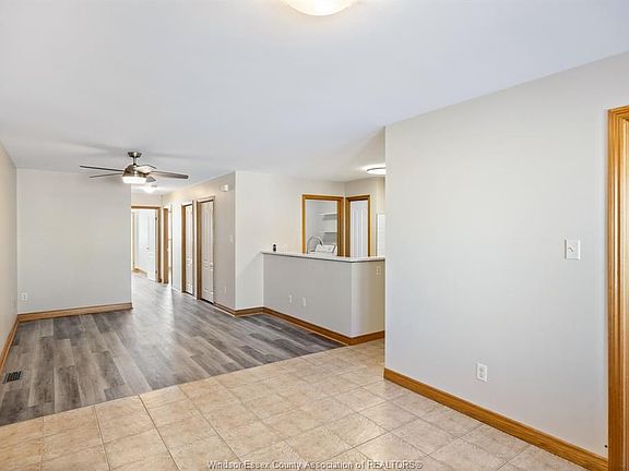 3rd image of 4328 Tumbleweed Cres