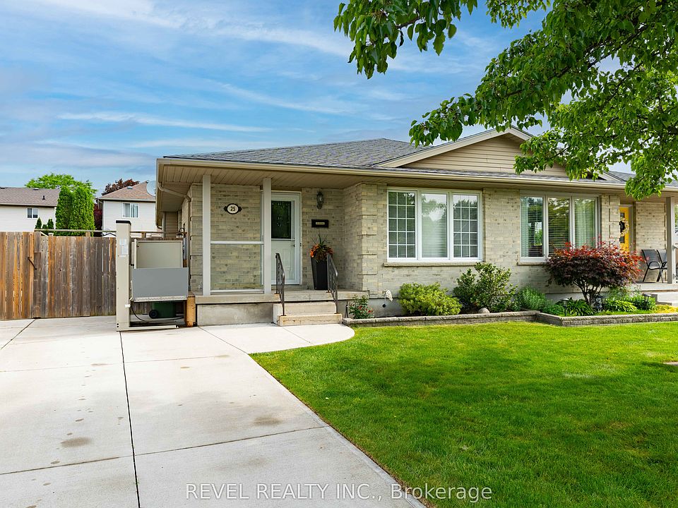 1st image of 25 Rodney Cres