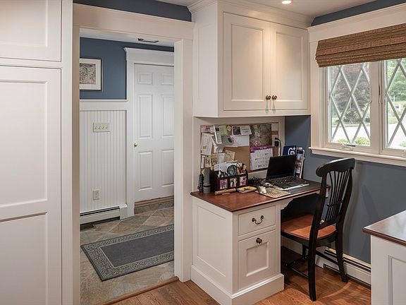 5th image of 12 Rockwood Rd