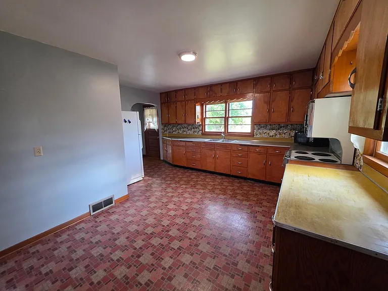 4750 County Line Rd — Photo 9