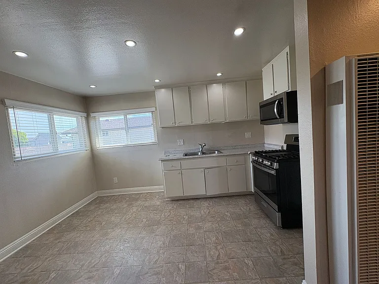 hbs16641 — Photo 10