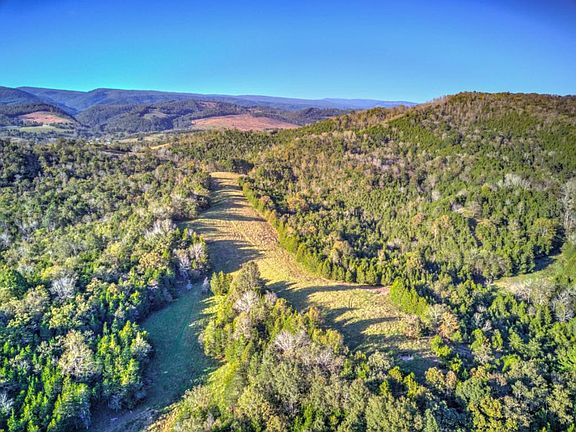 5th image of 2215 Mill Creek Rd