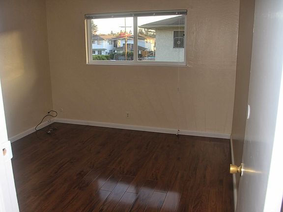 2nd image of 676 Grand Fir Avenue # Fl 2nd