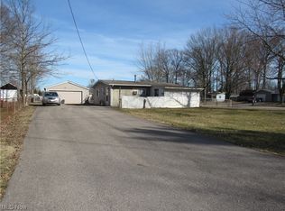 35324 Elm Rd, Grafton, OH 44044