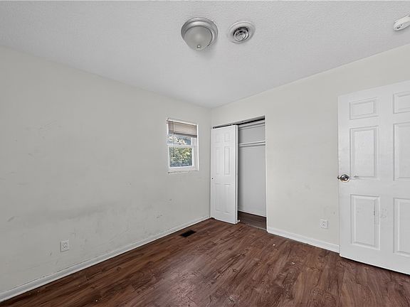 5th image of 3512 Geis Rd