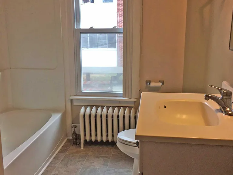 815 Church St — Photo 17
