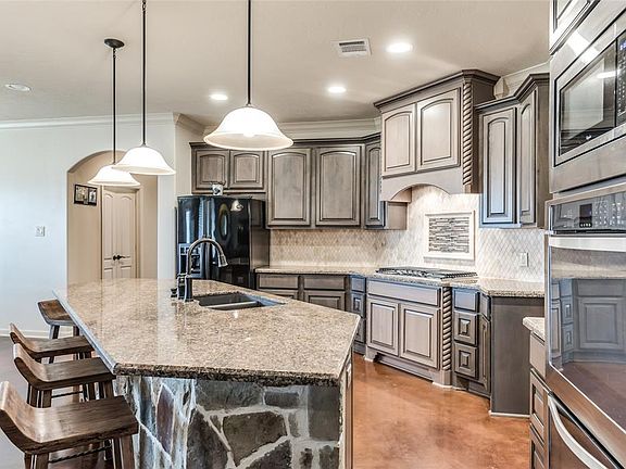 3rd image of 10819 Caddo Lake Dr