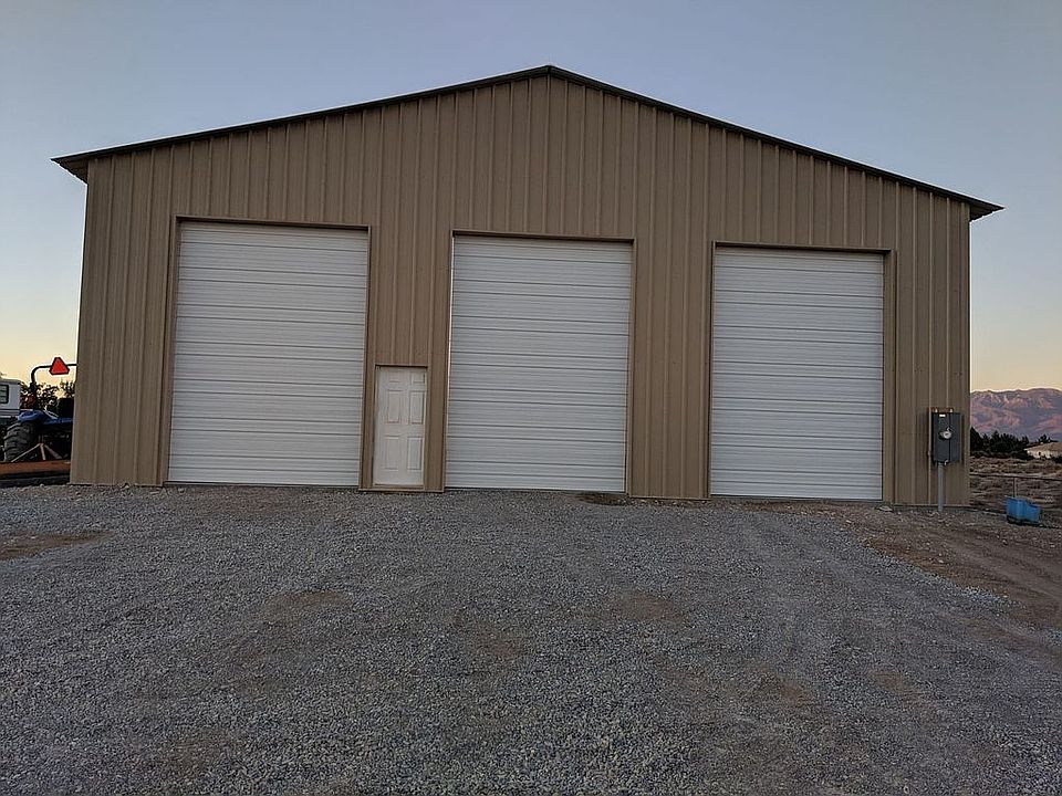 48x50 insulated RV shop, lift